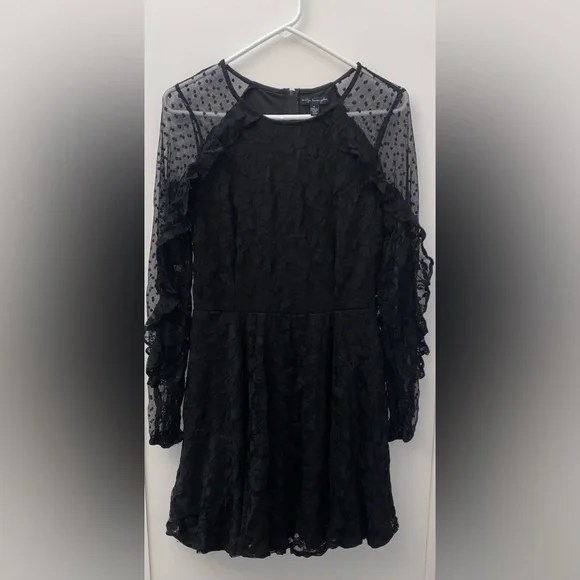 City Triangles Dresses | City Triangles Black Lace Dress With Sheer Sleeves | Color: Black | Size: 11j | Flalousboutique's Closet